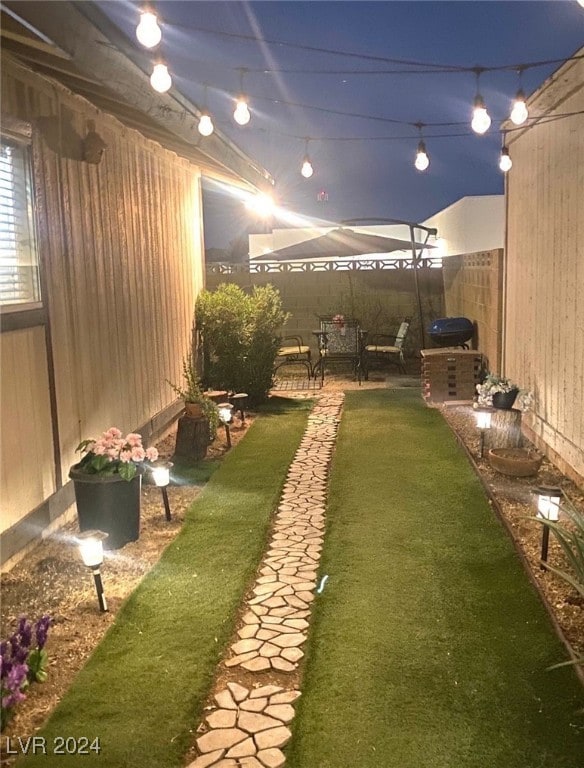 view of yard with a patio