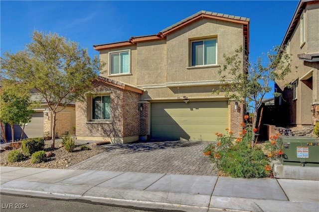 view of front facade featuring a garage