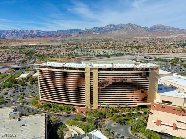 bird's eye view with a mountain view