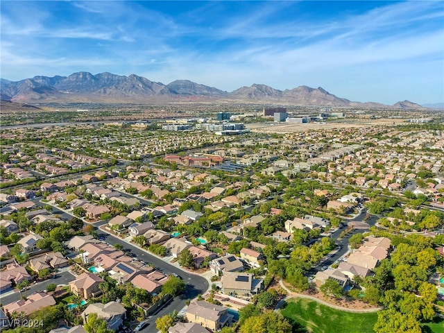 bird's eye view featuring a mountain view