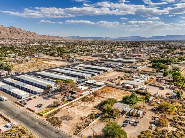 5039 E Van Buren Ave, Las Vegas, NV 89110 - photo 4