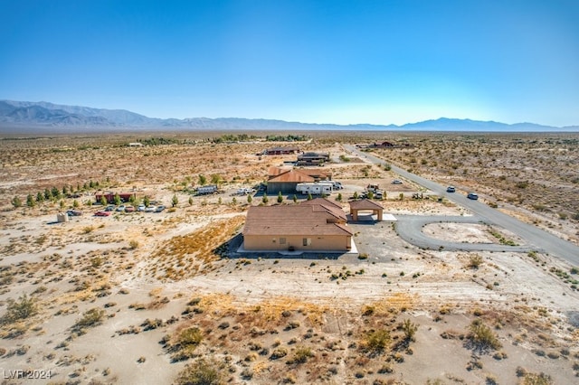 bird's eye view with a mountain view