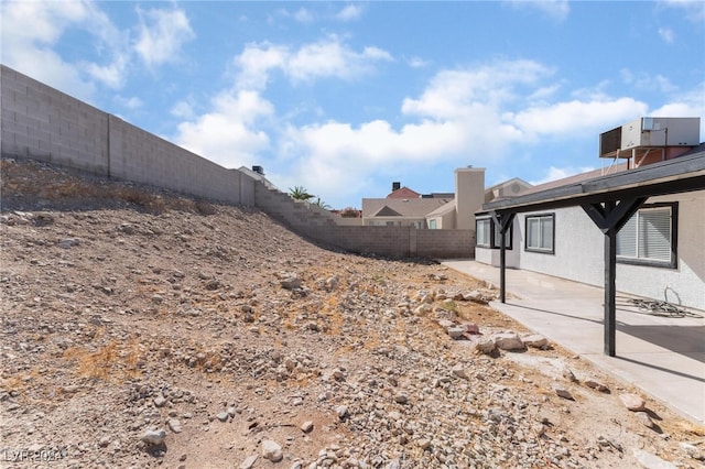 view of yard with a patio