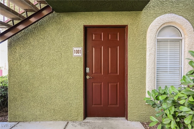 view of entrance to property