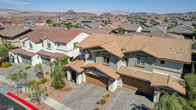 bird's eye view with a mountain view