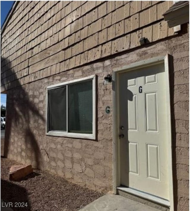 5116 Gray Ln Unit G, Las Vegas, NV 89119 - photo 2