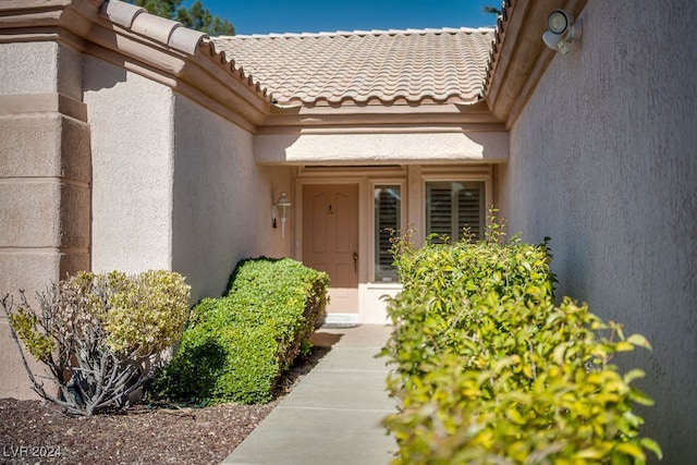 view of property entrance