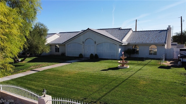 single story home featuring a front yard