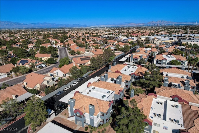 birds eye view of property featuring a residential view and a mountain view