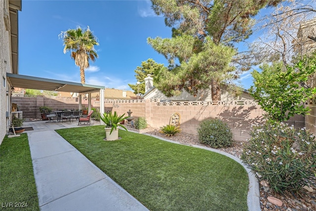 view of yard with a patio