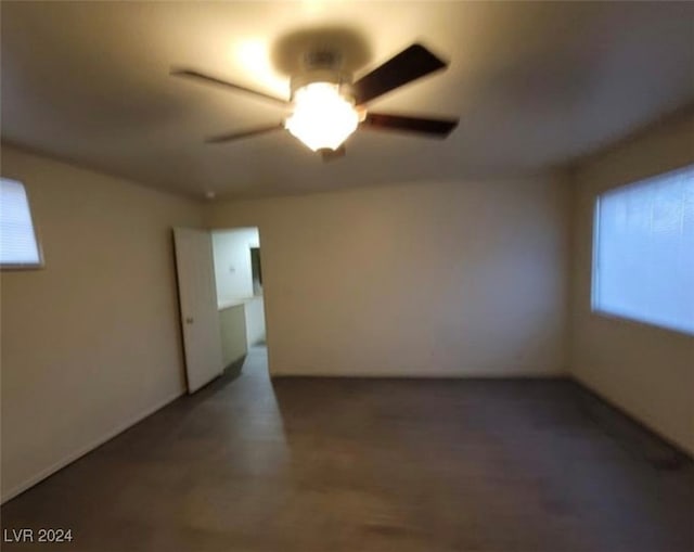 empty room with ceiling fan