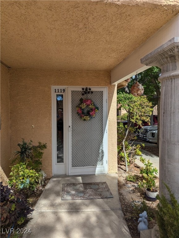 view of property entrance