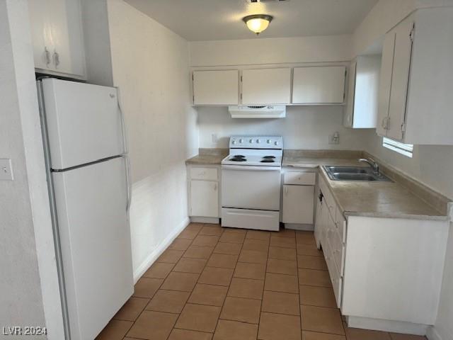 2812 Marlin Ave, Las Vegas, NV 89101 - photo 3