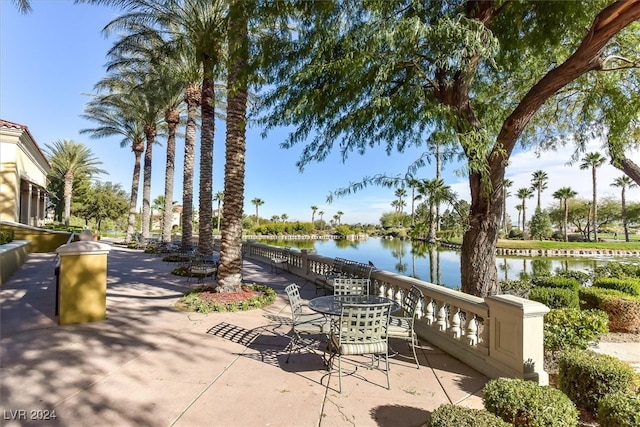 view of property's community featuring a water view