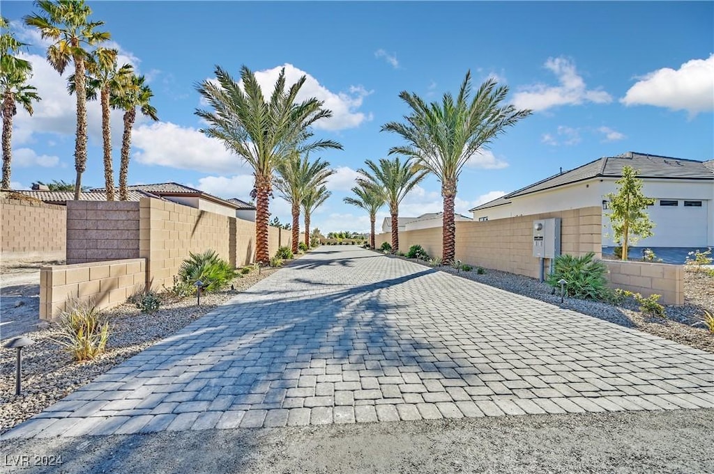 6615 Whispering Sands Dr, Las Vegas, NV 89131 - photo 1