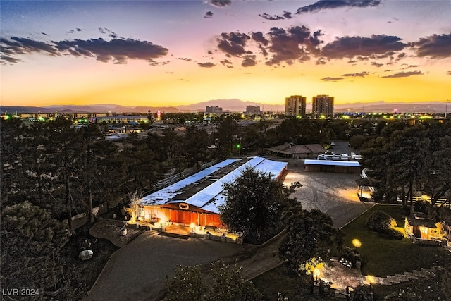 view of aerial view at dusk