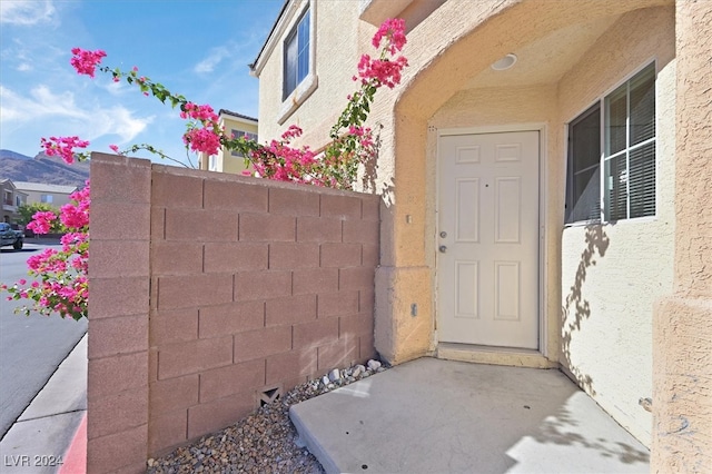 view of entrance to property