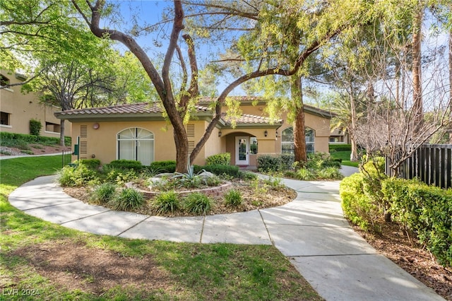 view of mediterranean / spanish-style home