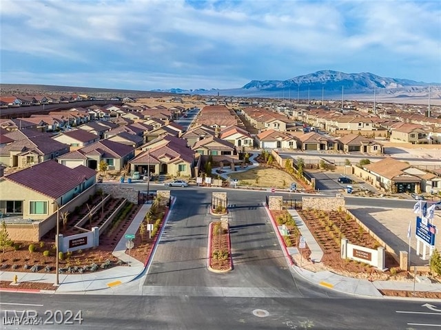 bird's eye view featuring a mountain view