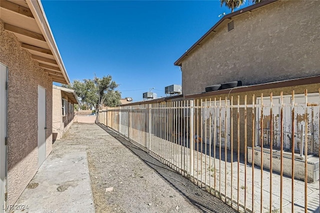 529 Mckellar Cir, Las Vegas, NV 89119 - view of property exterior with fence and stucco siding