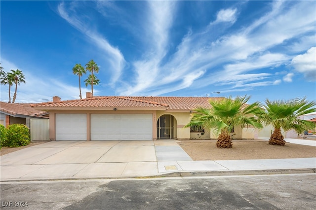 view of front of house featuring a garage