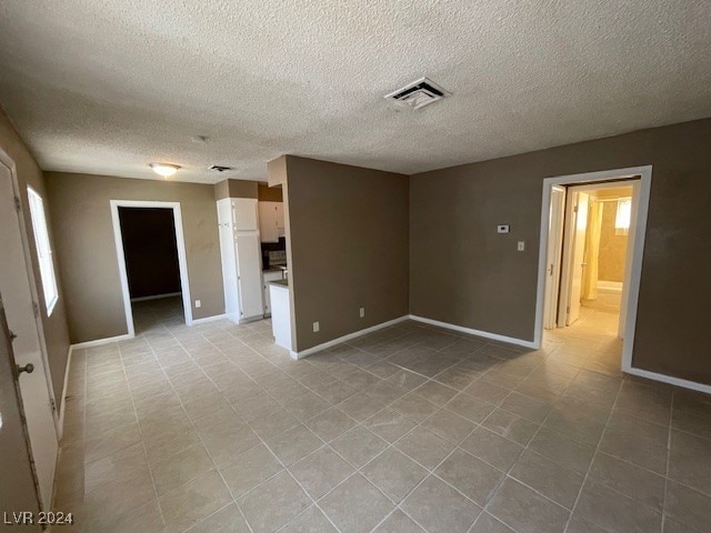 Listing photo 2 for 2516 E Mesquite Ave, Las Vegas NV 89101