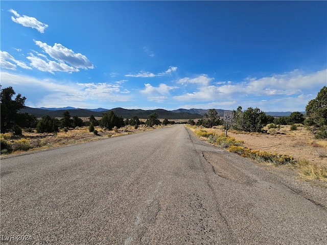 Listing photo 2 for 17932 W Meadow Dr Lot 9, Cedar City UT 84720