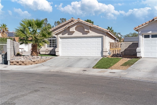 view of front of house featuring a garage