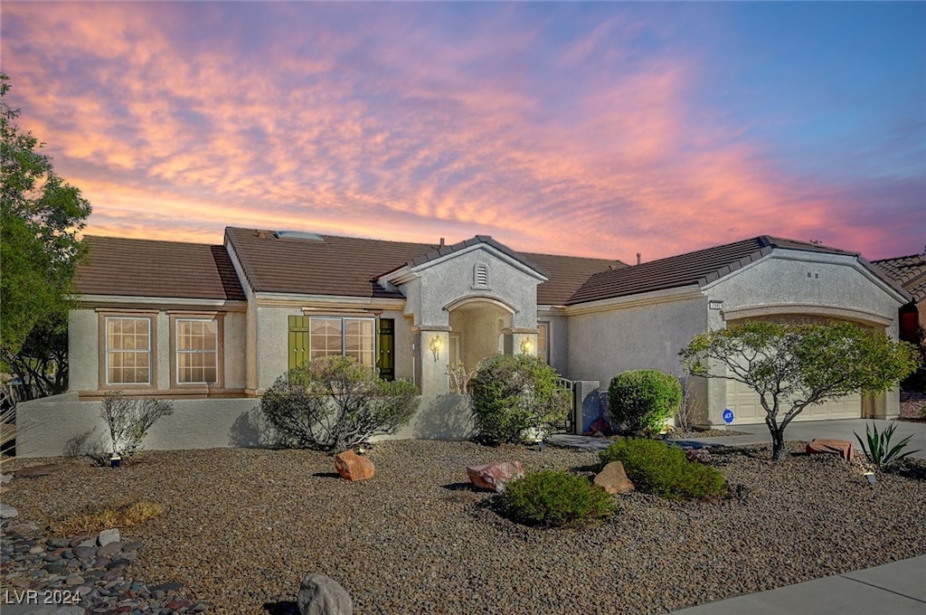 view of front of home featuring a garage