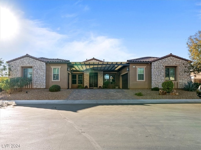 view of front of home featuring a garage