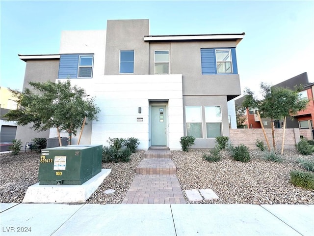 9847 Kings Glen St, Las Vegas, NV 89141 - contemporary house featuring stucco siding and fence