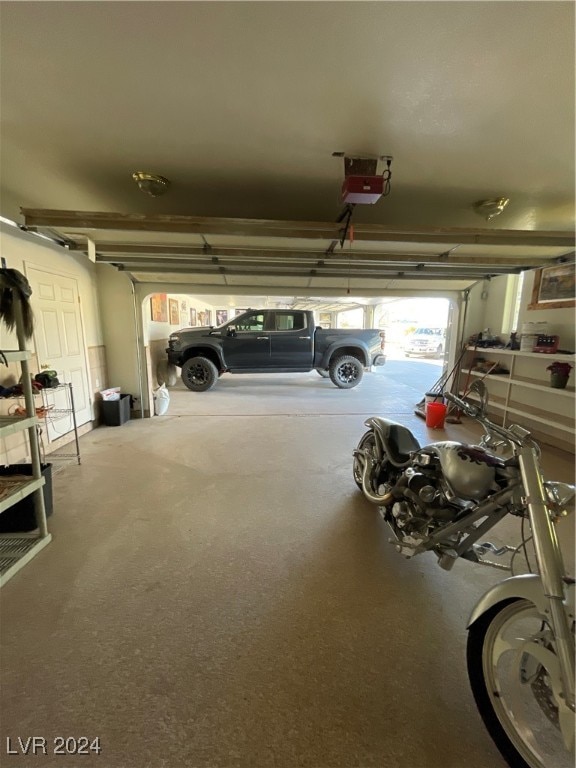 291E Madison Ave, Ely, NV 89301 - garage with a garage door opener