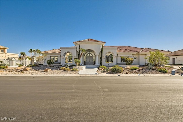 view of mediterranean / spanish-style house