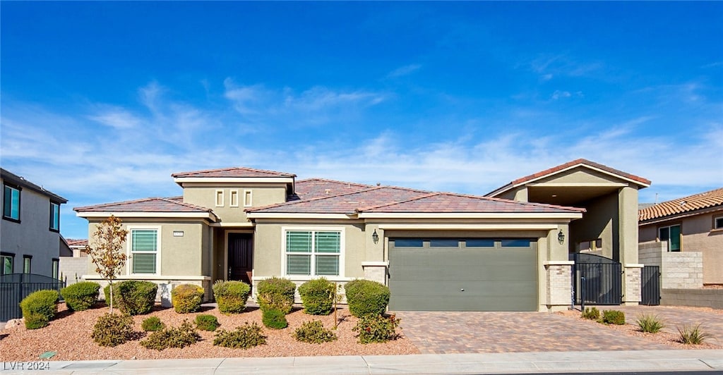 view of front of house with a garage