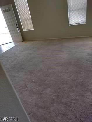 empty room featuring carpet