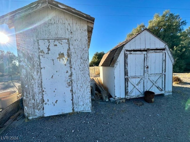 view of outdoor structure