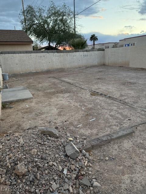 3923 Via Lucia Dr, Las Vegas, NV 89115 - photo 30