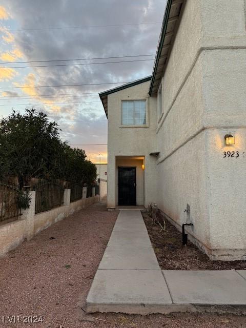 3923 Via Lucia Dr, Las Vegas, NV 89115 - photo 2