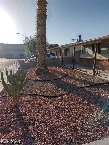 view of yard with a patio area