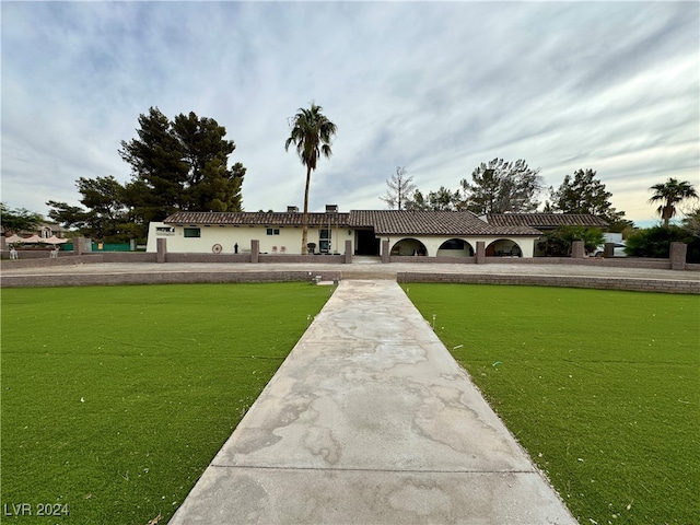 exterior space with a lawn