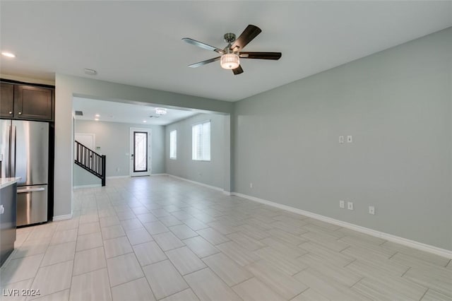 empty room featuring ceiling fan