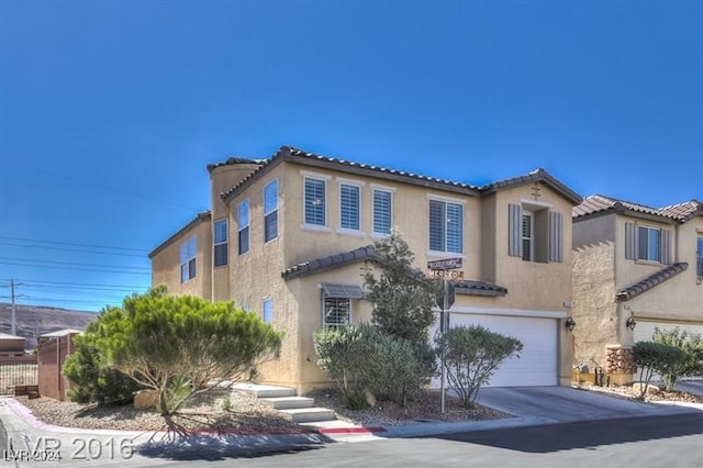 view of front facade with a garage