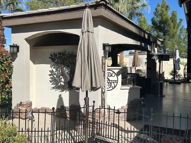 Listing photo 3 for 8175 Arville St Unit 13, Las Vegas NV 89139