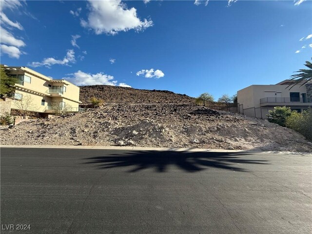 1725 Tangiers Dr, Henderson, NV 89012 - photo 6