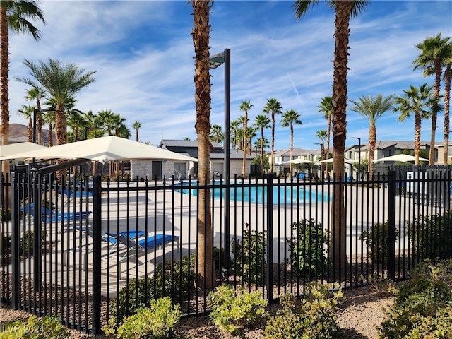 view of swimming pool