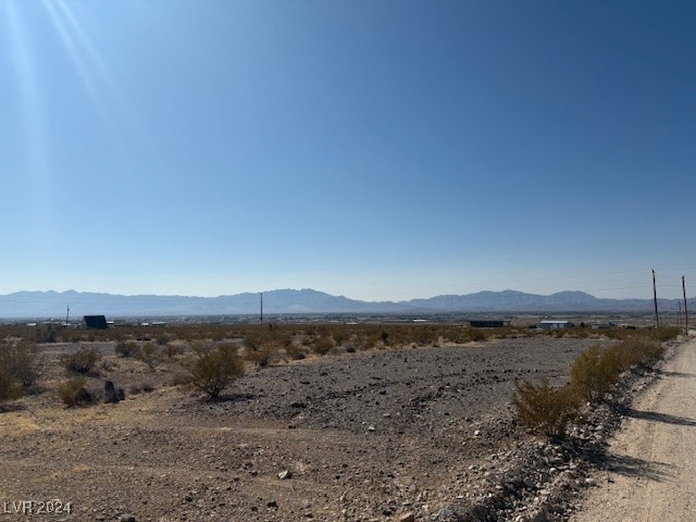 Listing photo 2 for 2481 E Gertrude Way, Pahrump NV 89060