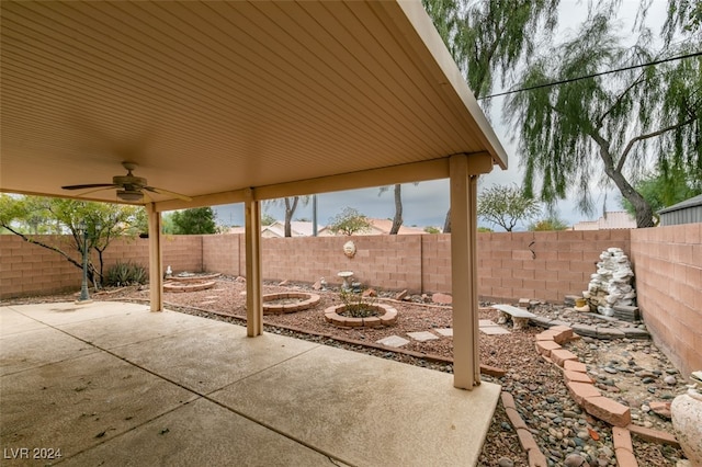 view of patio with ceiling fan