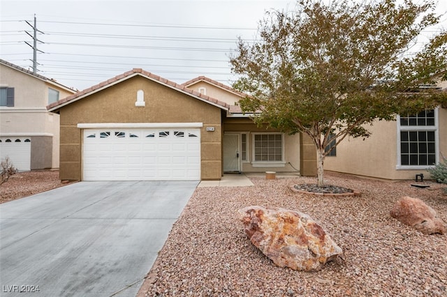 view of front facade with a garage