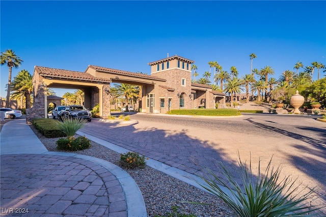 view of mediterranean / spanish-style home