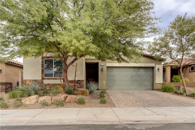 view of front of house featuring a garage